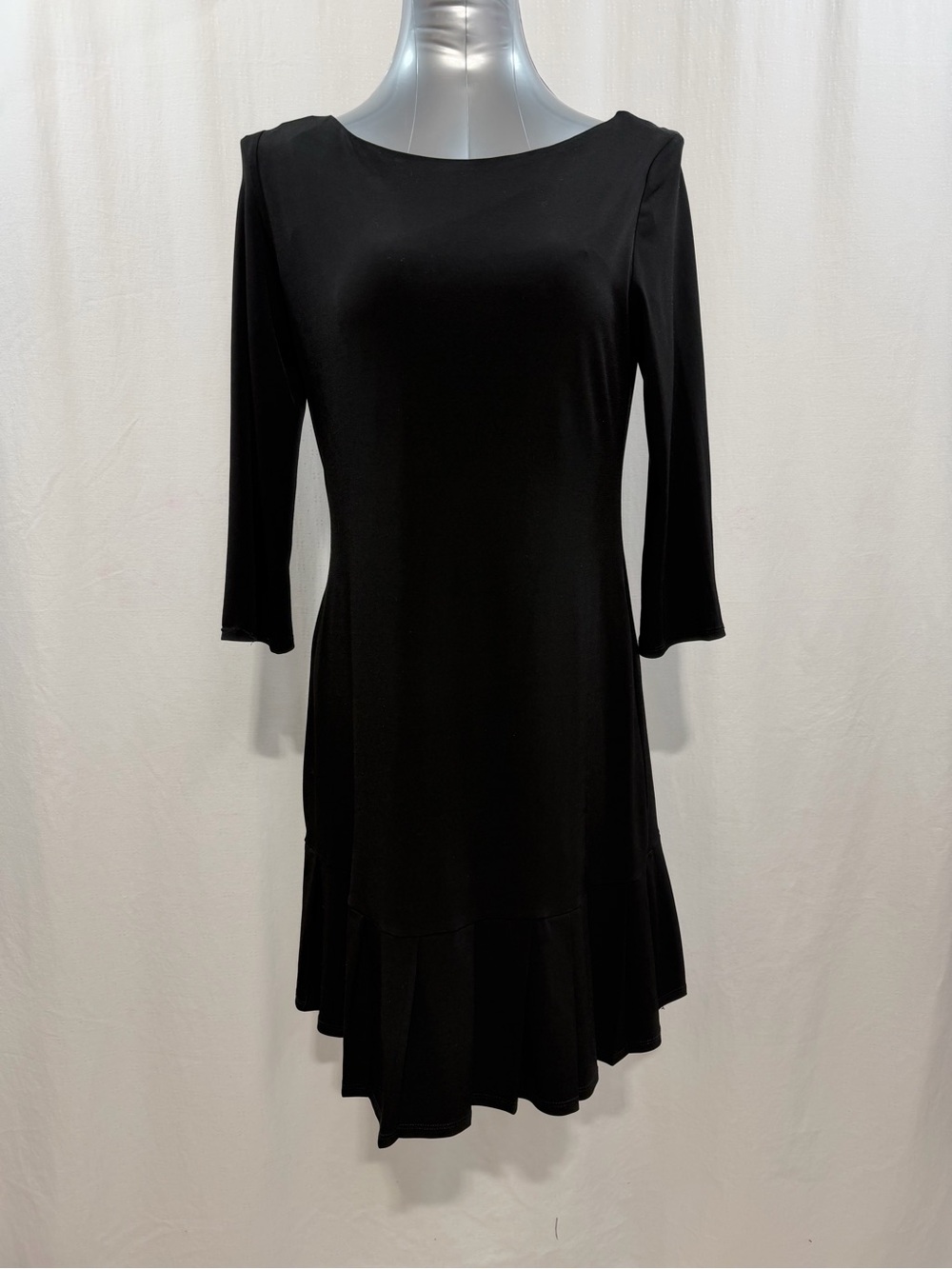 WHBM Black Cutout Back Drop Waist Pleated Hem Mini Dress 1880